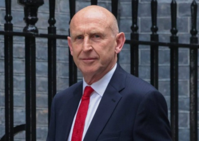 Захарова назвала влажными фантазиями желание главы Минобороны Британии похитить Путина