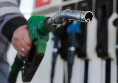 Нефть и курс давят на рынок: украинцев предупредили о росте цен на топливо