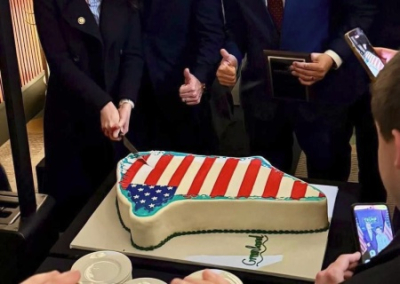 Гренландию «поделили и съели»: республиканцы оригинально поддержали Трампа