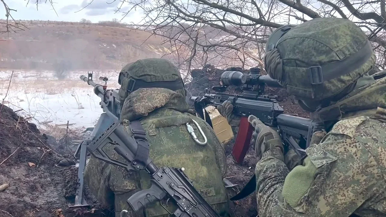 ВС РФ закрепляются на Северском Донце и ведут бои в центре Константиновки: фронтовая обстановка к 29 января, свежая сводка СВО, карта боёв на Украине