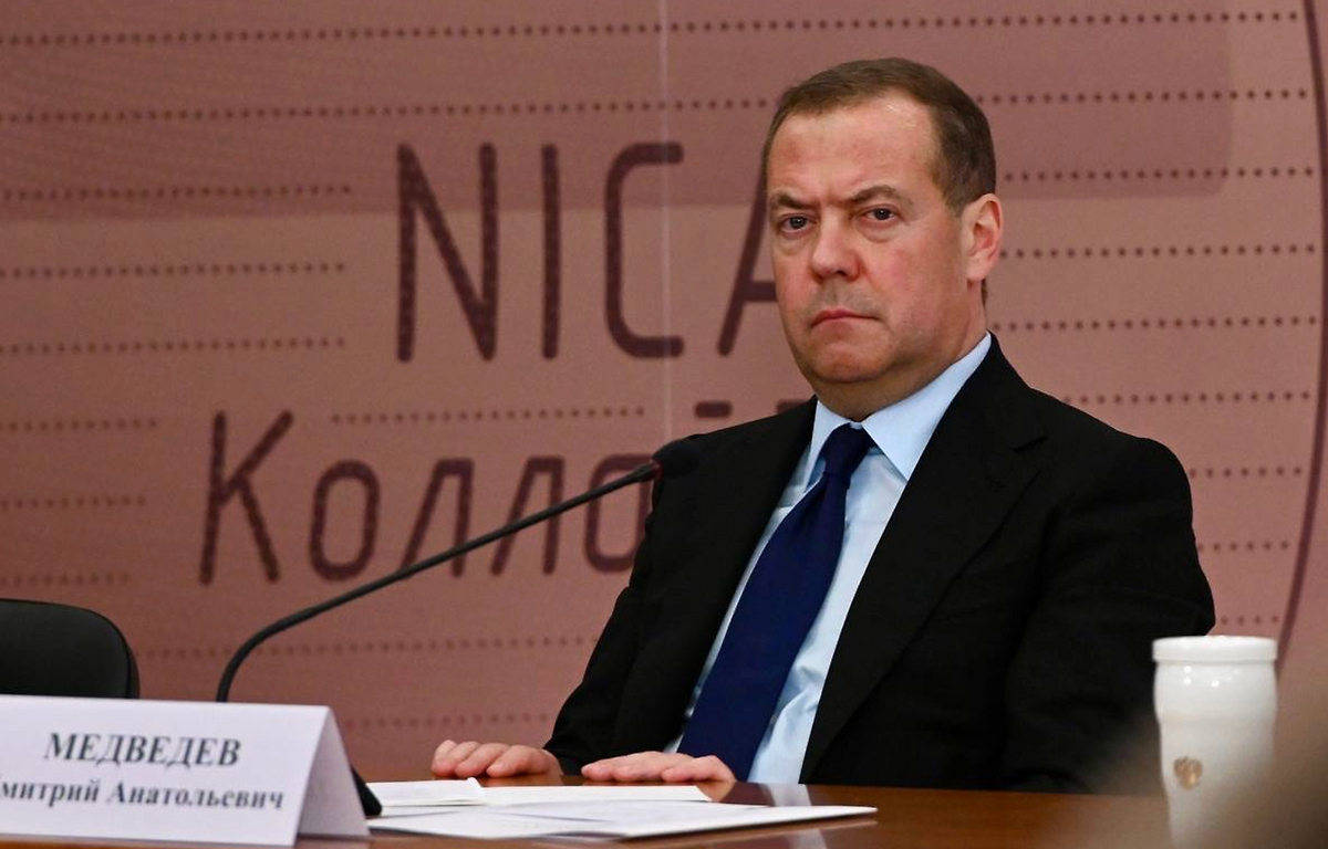 На Западе запаниковали после пугающей угрозы Медведева об «Орешнике»