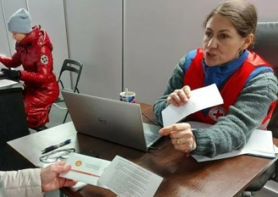 Ваучеры вместо защиты: Польша меняет правила для украинских беженцев