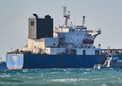 Франция отпустила захваченный танкер Grinch