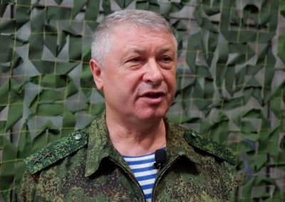 «Переговоры тут вообще ни при чем». Что говорят о покушении на генерал-лейтенанта Алексеева?