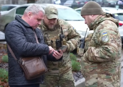 В Виннице мужчина открыл огонь по группе сотрудников ТЦК