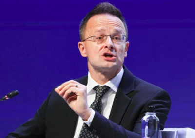 Сийярто обвинил Зеленского в ненависти к Венгрии