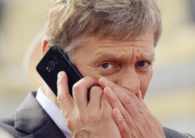«Представить трудно и невозможно». Песков не знает, что ВС РФ на фронте ведут коммуникацию через Telegram