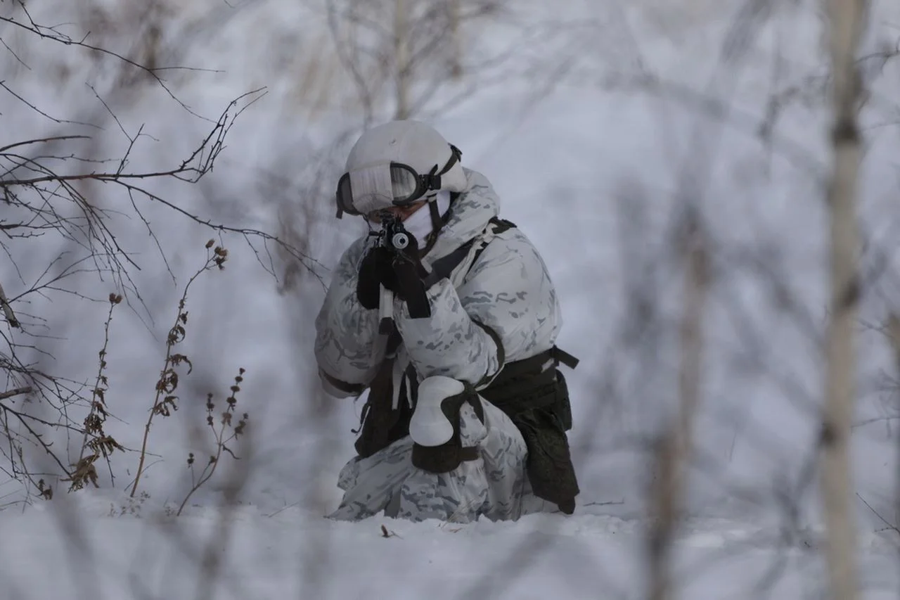 Юрий Подоляка, свежая сводка СВО на 15.02.2026: Запорожский капкан - ВСУ выдыхаются, Русская армия готовит контрудар