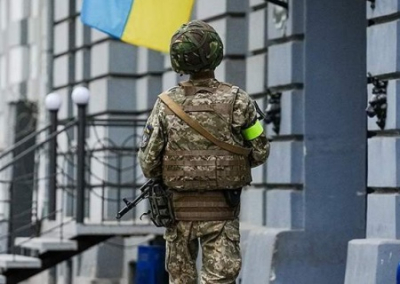 В Одессе мужчину мобилизовали с собакой, разбили голову пистолетом и истекающего кровью вывезли за город