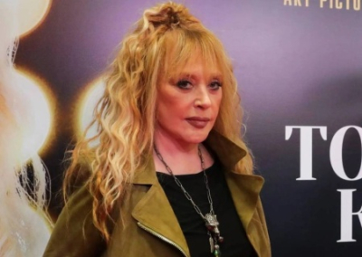 «Участь предателя страшна». Цыганова рассказала о раздутых ценах на концерты Пугачёвой, которой мало 20 млн рублей