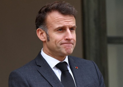 Макрон обвинил Трампа в желании расчленить ЕС и намерен строить безопасность Европы вместе с Россией