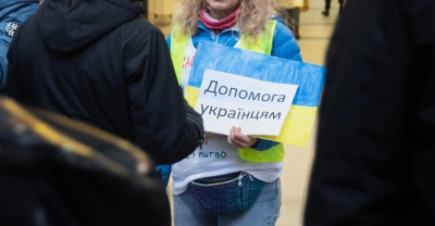 МВД Британии посоветовало украинской девочке использовать наушники от шума  вместо продления убежища