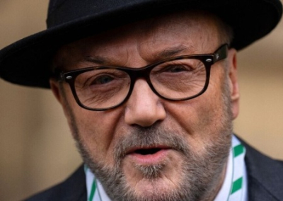 Британский политик: Трамп может завершить конфликт на Украине за 1 день, поставив ультиматум Зеленскому