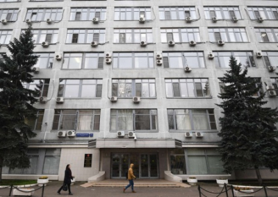 «Вы что делаете, идиоты?!»: аудио с голосом Миронова запустили у офиса Роскомнадзора