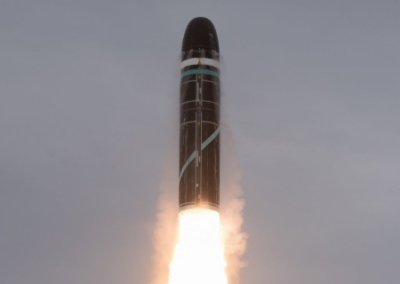 Российская разведка выявила намерение Лондона и Парижа вооружить Киев ядерным оружием