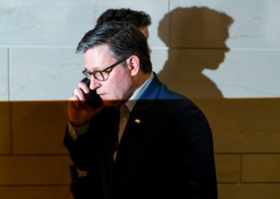 Члены команды Трампа объяснили в Конгрессе нападение на Иран. Президентом США управляет Израиль?