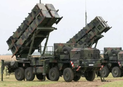 Положение Киева удручающее в связи с конфликтом на Ближнем Востоке, который оставит Украину без ракет для ПВО