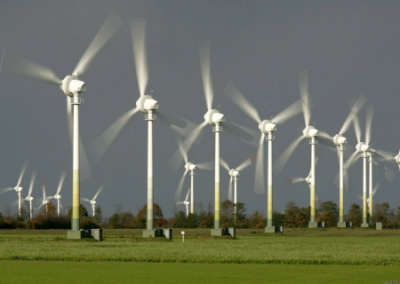 Трамп осудил «сосунков» Евросоюза за покупку тысяч ветрогенераторов в Китае