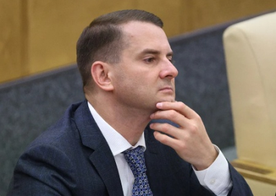 «Мы должны меньше работать». Депутат Нилов прогнозирует 4-дневную рабочую неделю