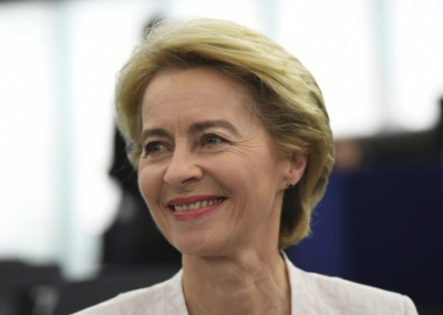 «Сатанизм во всей красе»: после гибели сотен школьниц в Иране в ЕС заговорили о «новой надежде» народа страны